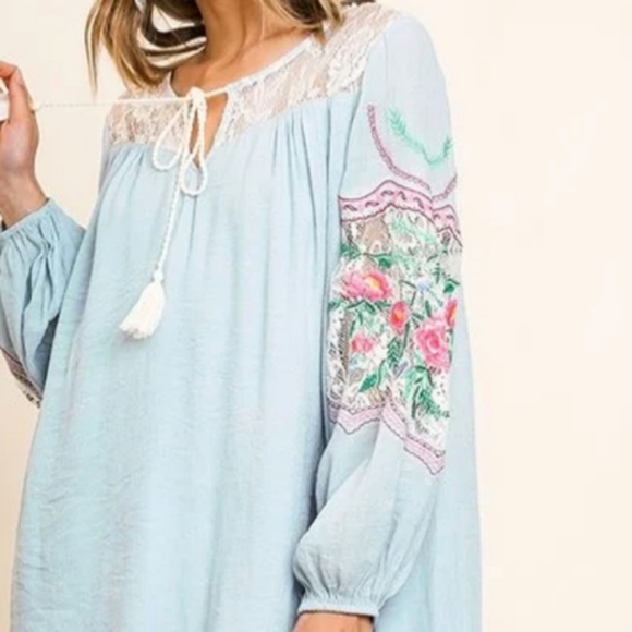 🆕🌿BOHO EMBROIDERED DRESS🌿 - Picture 4 of 7